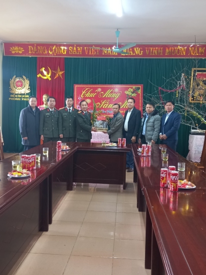Đoàn Ban đại diện Hội thánh Tin lành Việt Nam miền Bắc tỉnh Lai Châu chúc mừng Phòng An ninh nội địa, nhân dịp xuân mới Quý Mão 2023