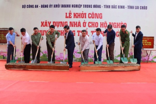 Lễ Khởi công xây dựng nhà ở cho hộ nghèo tại huyện Phong Thổ, tỉnh Lai Châu