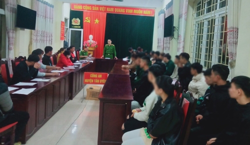 Công an huyện Tân Uyên kịp thời ngăn chặn 29 thanh thiếu niên mang hung khí đi đánh nhau