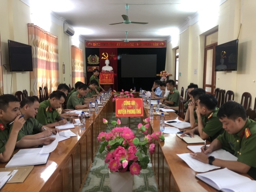 Kiểm tra Đảng ủy Công an huyện Phong Thổ