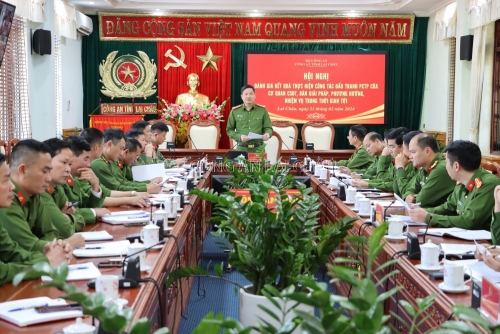 Đại tá Phạm Hải Đăng  - Phó giám đốc Công an tỉnh phát biểu chỉ đạo tại Hội nghị