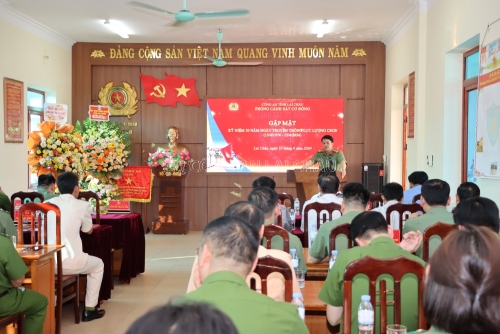 Đại tá Nguyễn Viết Giang - Giám đốc Công an tỉnh phát biểu chỉ đạo tại buổi lễ
