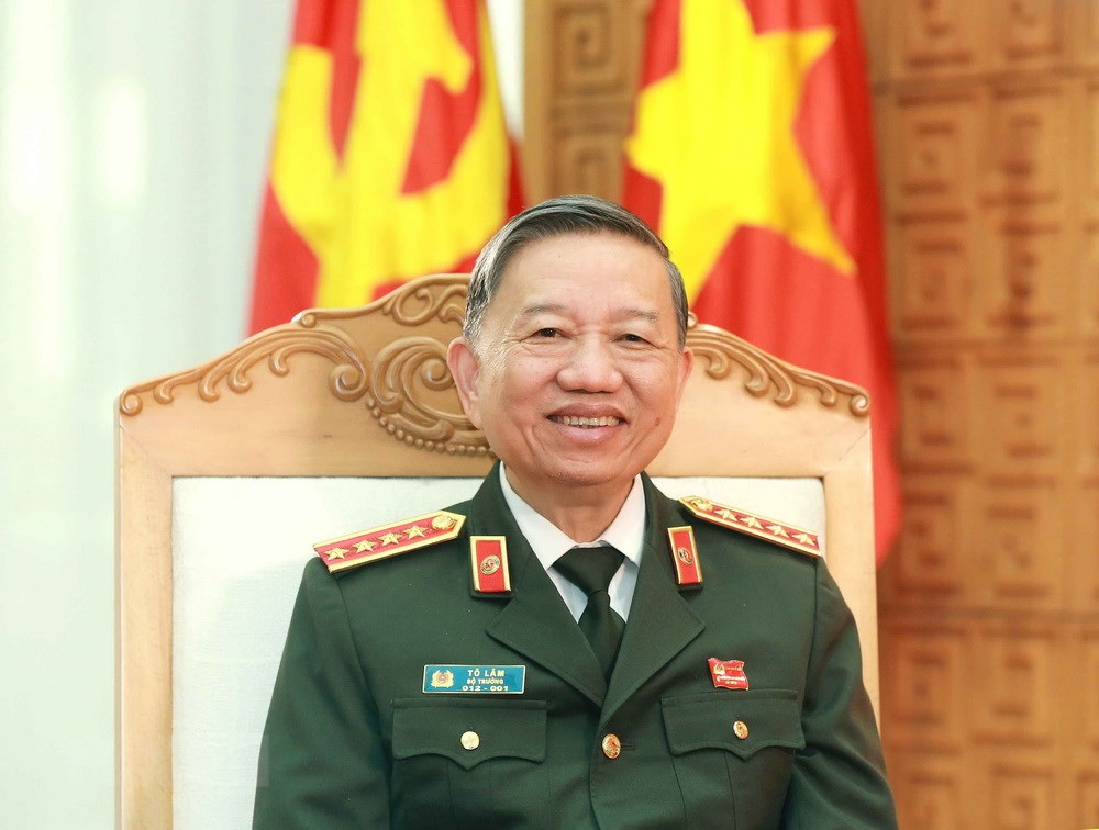 Bộ trưởng Tô Lâm gửi Thư chúc mừng năm mới 2023