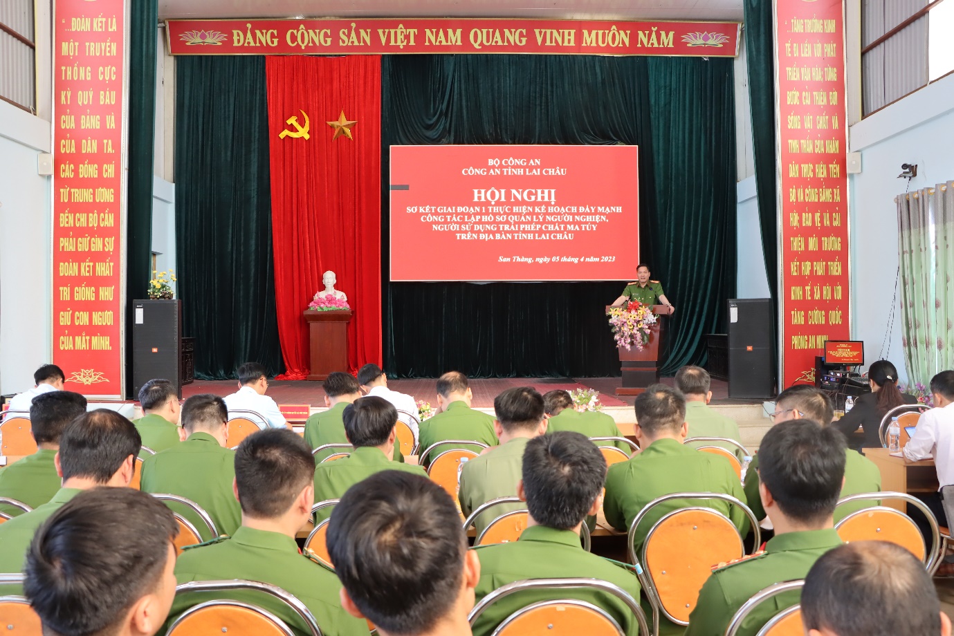 Đại tá Phạm Hải Đăng - Phó giám đốc Công an tỉnh chủ trì Hội nghị