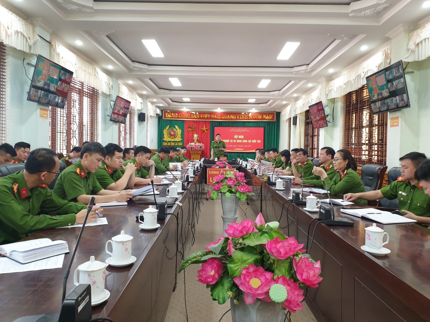 Công an tỉnh Lai Châu tổ chức Hội nghị trực tuyến Hội ý nghiệp vụ công tác điều tra năm 2023