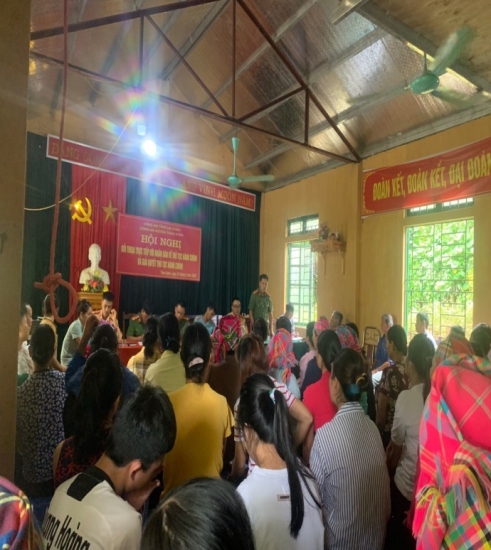 Tuyên truyền pháp luật về quản lý cư trú, hoạt động của người nước ngoài tại xã Hua Nà, huyện Than Uyên