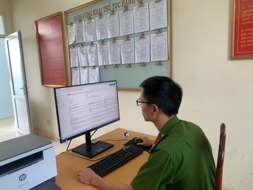 100% hồ sơ trong lĩnh vực PCCC và CNCH được tiếp nhận và giải quyết trực tuyến