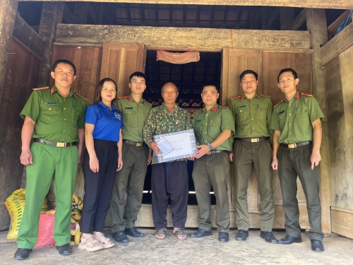 Biết ơn đối với các thế hệ cha, anh
