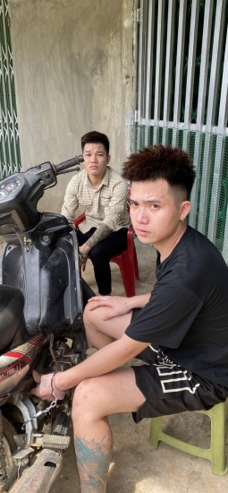02 đối tượng bị bắt.