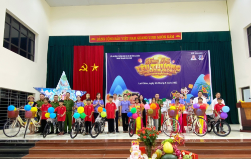 Phòng Cảnh sát ma túy tiếp bước em đến trường