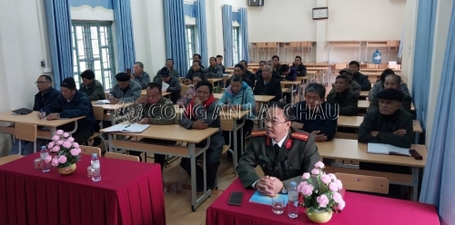 Hội nghị tuyên truyền, cung cấp thông tin cho người có uy tín trong đồng bào dân tộc thiểu số huyện Nậm Nhùn năm 2023