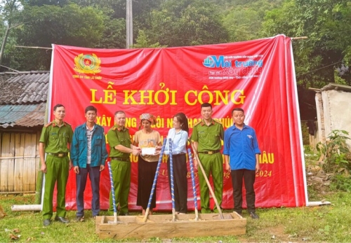 Hoạt động thiết thực chào mừng kỷ niệm 62 năm Ngày truyền thống lực lượng CSND