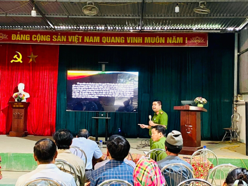 CAH Sìn Hồ tuyên truyền pháp luật hưởng ứng Ngày Toàn dân phòng chống mua bán người