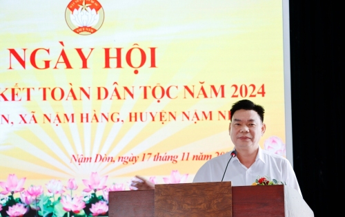 Đại tá Tao Văn Trường - Phó Giám đốc Công an tỉnh phát biểu tại ngày hội