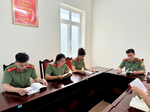Tuổi trẻ Phòng Quản lý Xuất nhập cảnh lan tỏa văn hóa đọc trong kỷ nguyên số