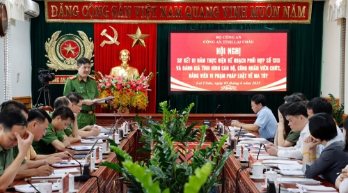 Đại tá Phạm Hải Đăng - Phó Giám đốc Công an tỉnh, Phó trưởng ban Chỉ đạo PCTP tỉnh chủ trì hội nghị.