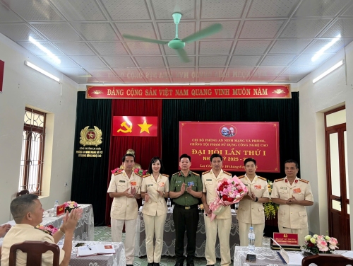 Phòng An ninh mạng và phòng, chống tội phạm sử dụng công nghệ cao tổ chức thành công Đại hội chi bộ lần thứ I, nhiệm kỳ 2025 - 2030.