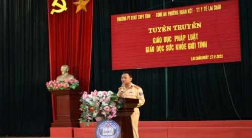 Tuyên truyền Luật trật tự an toàn giao thông tại Trường Phổ thông dân tộc nội trú THPT tỉnh Lai Châu