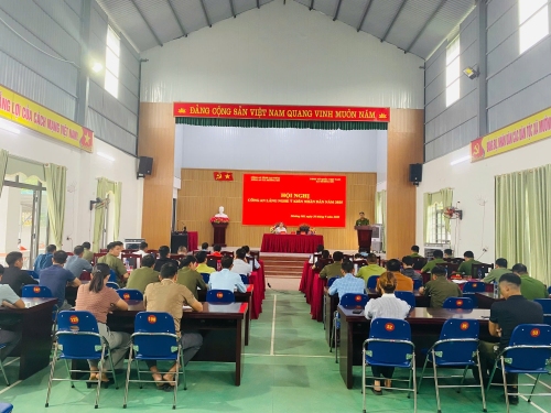 Công an xã Mường Mô tổ chức diễn đàn “Công an lắng nghe ý kiến Nhân dân”