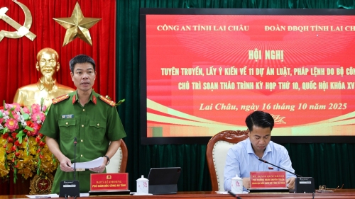 Đại tá Lê Anh Hưng – Phó Giám đốc Công an tỉnh Lai Châu đồng chủ trì hội nghị.