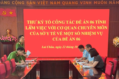 Buổi làm việc với cơ quan chuyên môn của Sở Y tế