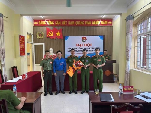 Đại hội Chi đoàn Công an xã Tân Uyên