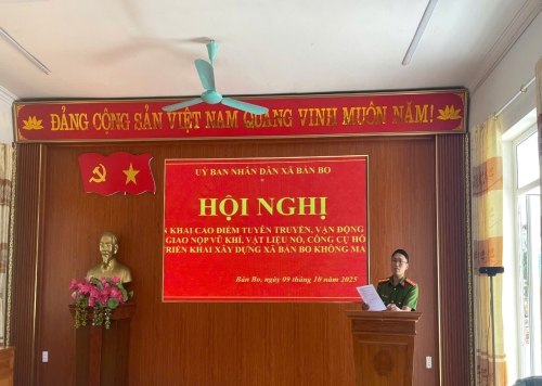 Công an xã Bản Bo phát động cao điểm tuyên truyền, vận động giao nộp vũ khí, vật liệu nổ, công cụ hỗ trợ và xây dựng “xã Bản Bo không ma túy” giai đoạn 2025-2030.