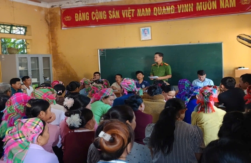 Khoen On: Tăng cường lắng nghe ý kiến Nhân dân