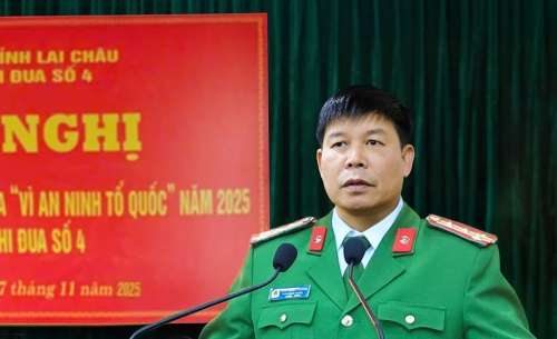 Đại tá Khoàng Văn Thương - Phó Giám đốc Công an tỉnh phát biểu tại Hội nghị