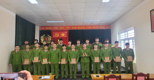 Phòng Cảnh sát PCCC và CNCH: Ấm áp Lễ gặp mặt, chia tay 20 chiến sĩ nghĩa vụ hoàn thành nhiệm vụ