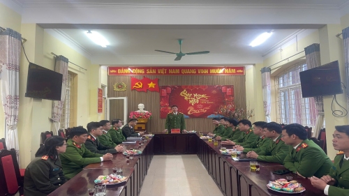 Đồng chí Đại tá Lê Anh Hưng – Phó Giám Đốc Công an tỉnh Lai Châu chúc tết, giao nhiệm vụ bảo đảm ANTT trước, trong và sau nguyên Đán