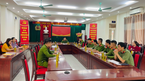Giao ban tuần – “nhịp điều hành” giữ vững an ninh trật tự ở cơ sở