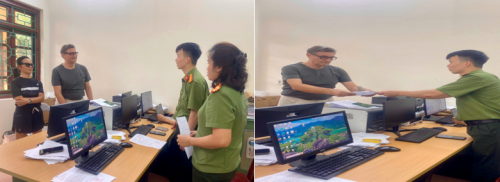 Cán bộ Phòng Quản lý xuất nhập cảnh tiếp nhận, giải quyết thủ tục hành chính cho người nước ngoài