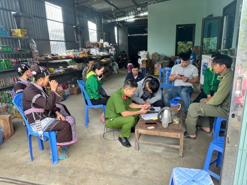 Công an xã Khun Há "Xuyên lễ, quên ngày nghỉ", nỗ lực đẩy nhanh tiến độ cấp Căn cước và Định danh điện tử mức độ 2.