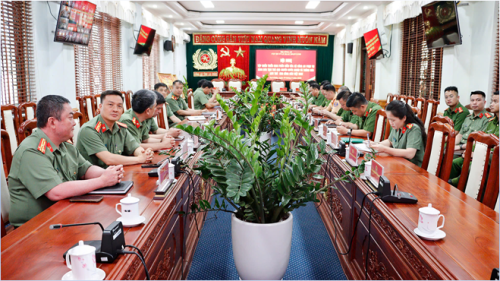Toàn cảnh hội nghị
