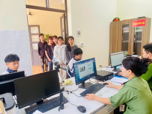 Làm thủ tục hành chính dễ dàng hơn nhờ các quy định mới về Căn cước