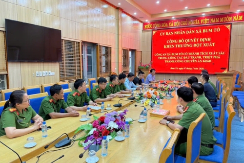 Bum Tở: Khen thưởng đột xuất tập thể, cá nhân có thành tích xuất sắc trong đấu tranh phá Chuyên án ma túy 0426D
