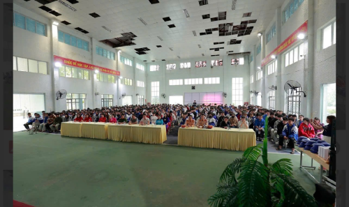 Phòng Cảnh sát giao thông phối hợp tuyên truyền an toàn giao thông tại xã Mường Than