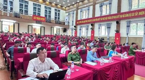 Công an xã Than Uyên ký kết chương trình phối hợp đẩy mạnh phong trào Toàn dân bảo vệ an ninh Tổ quốc