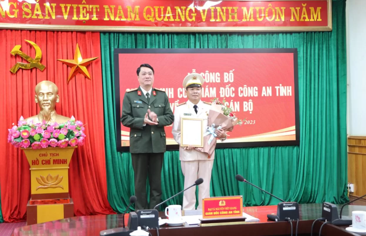 Công bố Quyết định của Giám đốc Công an tỉnh về công tác cán bộ