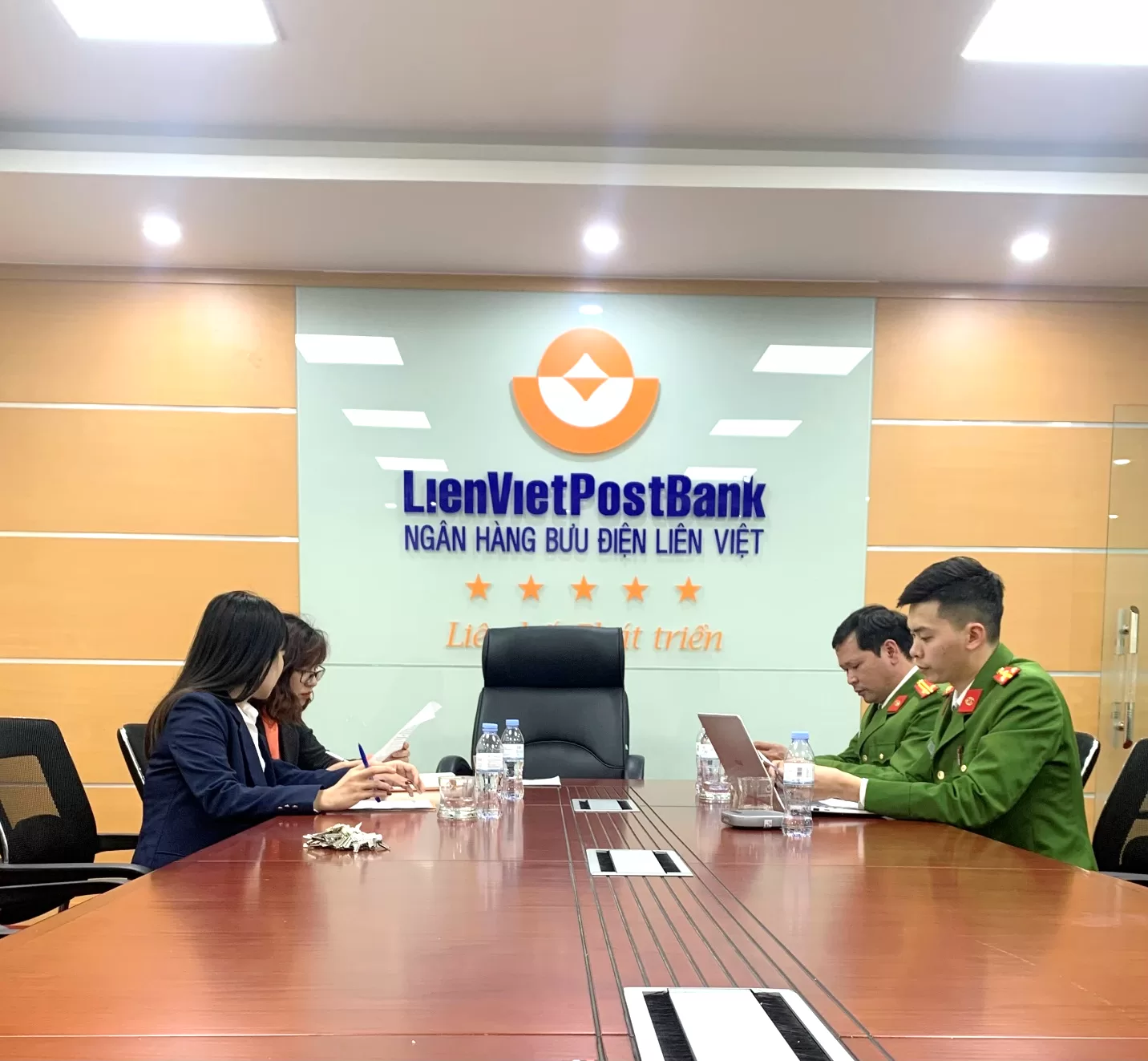 Phòng, chống tội phạm trộm, cướp tài sản lĩnh vực ngân hàng