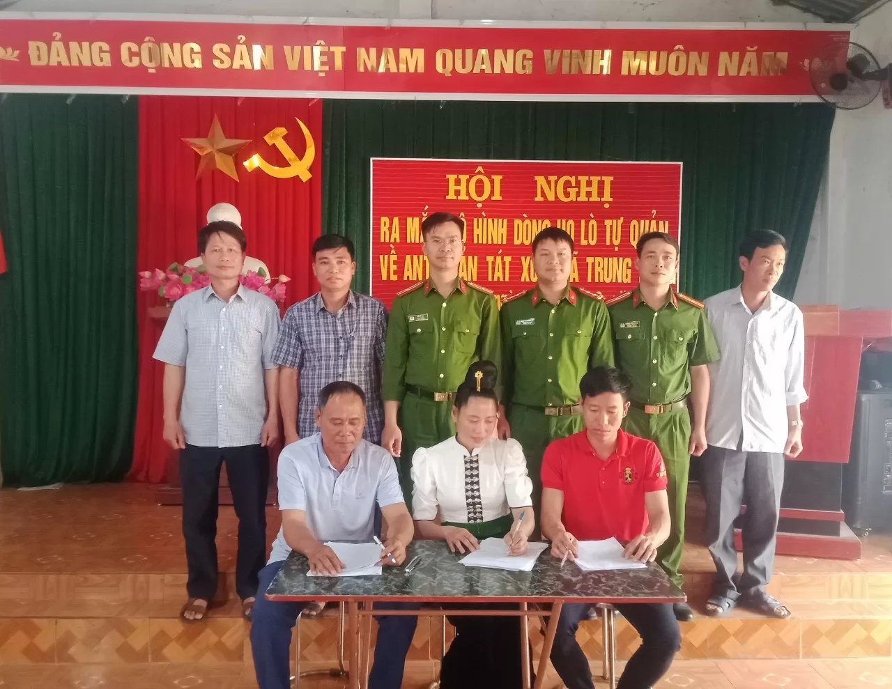 Ra mắt mô hình dòng họ Lò tự quản về an ninh trật tự
