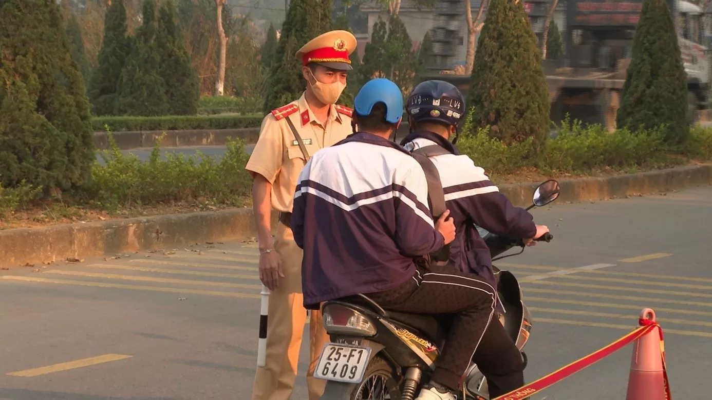 Phòng Cảnh sát giao thông tăng cường xử lý học sinh, sinh viên vi phạm giao thông
