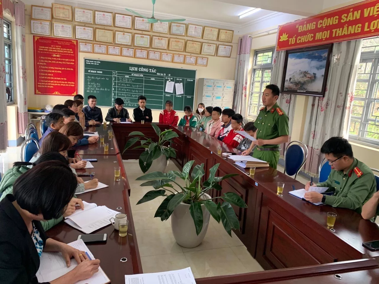 Công an huyện Tam Đường xử lý các trường hợp khiêu khích đánh nhau, gây rối trật tự