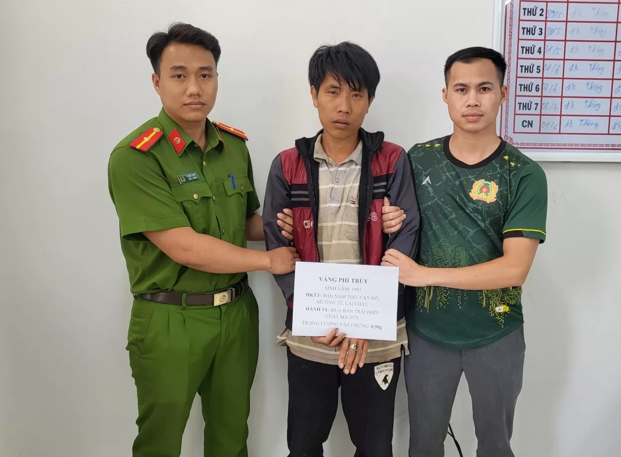 Vượt nắng, thắng mưa Công an Mường Tè ra quân tháng hành động phòng, chống ma túy