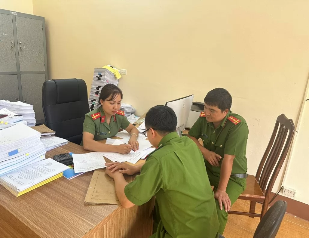 Thầm lặng “Lính Hậu cần” qua tác phẩm: Hoa sáng miền biên cương