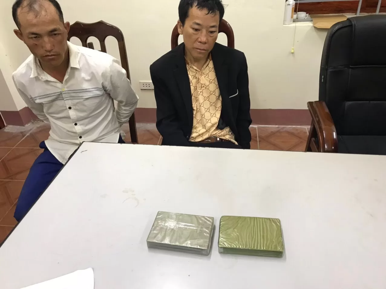 Các đối tượng cùng tang vật bị thu giữ