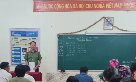 Tuyên truyền phòng, chống xuất nhập cảnh trái phép xã Tả Lèng
