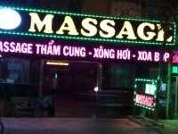 Tìm việc bán trà sữa lương cao, 02 bé gái 15 tuổi bị ép làm tại quán Massage