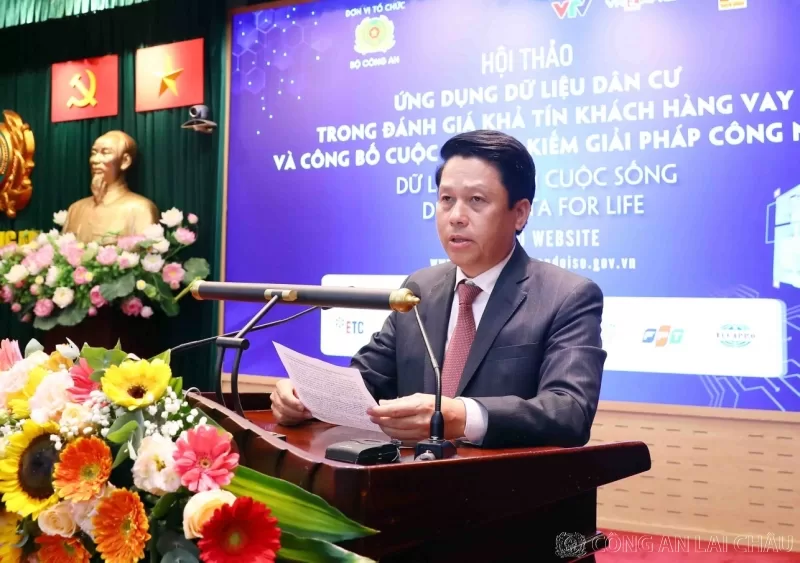 Phó Thống đốc Ngân hàng Nhà nước Phạm Tiến Dũng phát biểu tại hội thảo